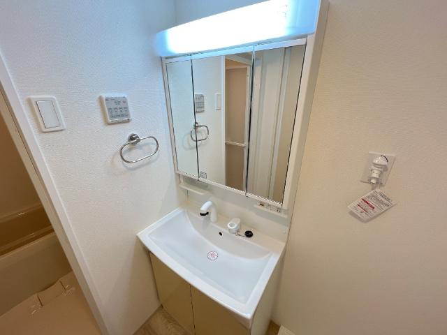 サン・ライトの洗面所|洗髪洗面化粧台