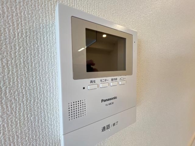 サン・ライトの内装|カメラ付インターホン