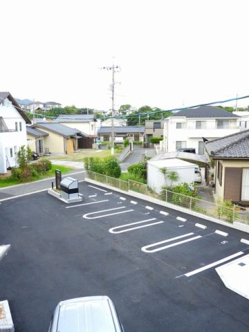 サン　ウォーム　Ⅳの駐車場|駐車スペースもあります