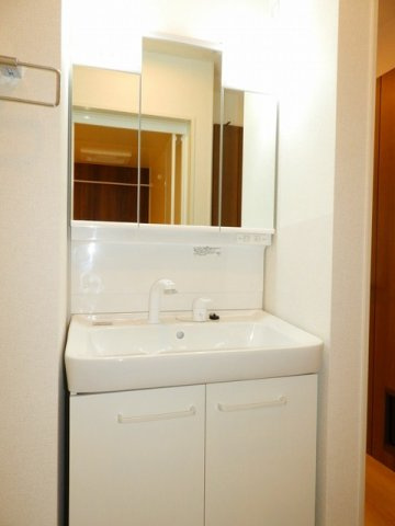 サン　ウォーム　Ⅳの洗面所|洗面所です