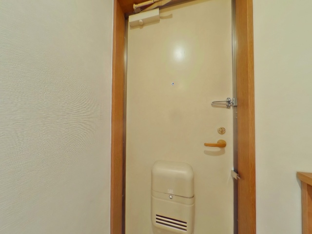 TWIN　BERUTE　Aの玄関