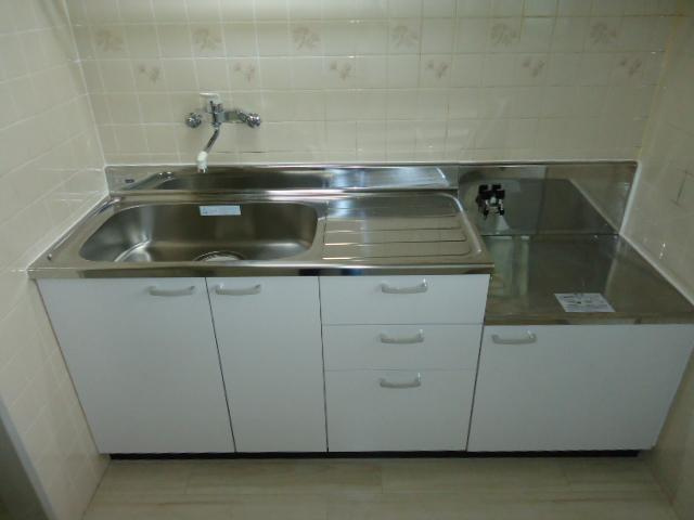 ルミナス八幡のキッチン|流し台