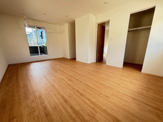 【洋室】 | 安佐北区亀山1（河戸帆待川駅）限定1棟【角地】 | ２階　11.25帖の洋室は、２部屋に分けて利用可能です☆