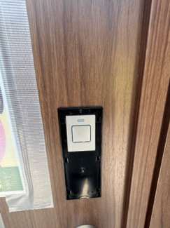 【玄関】 | 安佐北区亀崎2（下深川駅）全2区画　NO1 | 最新の玄関キー☆