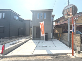 【外観】 | 廿日市市平良2（廿日市駅）全3区画　NO3【外構工事込み】 | ☆JR廿日市駅まで徒歩16分☆平良小学校まで徒歩18分☆七尾中学校まで徒歩3分☆業務用スーパー徒歩5分☆アルク徒歩11分☆ウォンツ徒歩12分☆土地38坪☆前面道路6.5ｍ☆駐車スペース並列2台分☆
