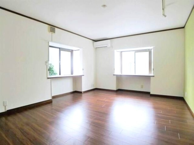 Ｋビルディングの居間・リビング