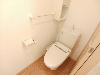 【トイレ】 | メルヴェールナカムラ参番館 | 落ち着いた色調のトイレです