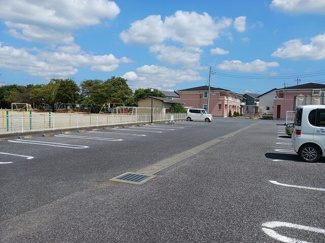 【駐車場】 | メルヴェールナカムラ参番館 | 駐車場があります