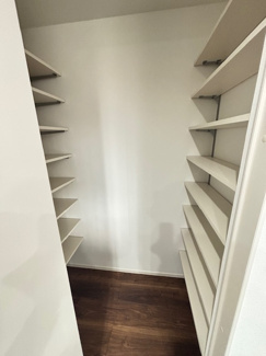 【収納】 | 廿日市市桜尾１（全2棟）A号棟　ZEH水準住宅 | 食品庫