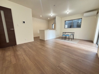 【居間・リビング】 | 呉市警固屋7丁目　全4区画　NO2