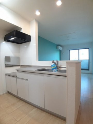 【キッチン】 | エテルノ | きれいなキッチンです