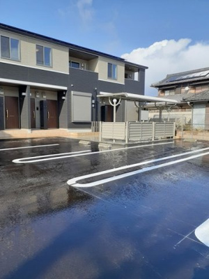 【駐車場】 | ソラ　メゾン | カースペースがあります