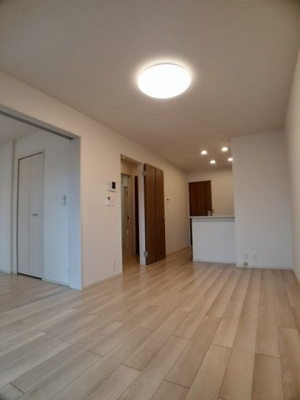 【居間・リビング】 | ソラ　メゾン | 使いやすい居間です