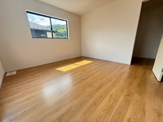 【収納】 | 佐伯区利松3丁目　全2区画　NO2【50坪】 | 2階　洋室×3　収納付きでお部屋がスッキリ広く使えます。
