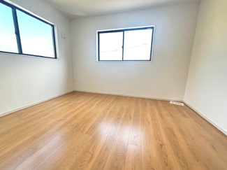 【洋室】 | 佐伯区利松3丁目　全2区画　NO2【50坪】 | 2階　洋室×3　収納付きでお部屋がスッキリ広く使えます。