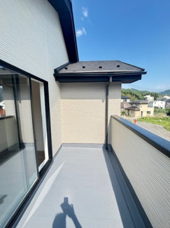 【バルコニー】 | 佐伯区利松3丁目　全2区画　NO2【50坪】 | 南向きで陽当たり・通風良好です☆