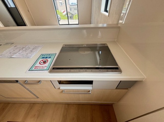 【キッチン】 | 佐伯区利松3丁目　全2区画　NO2【50坪】 | IHクッキングヒーターで安心安全☆凹凸がないのでお掃除もラク☆