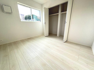 【洋室】 | 佐伯区五日市町大字上河内【平屋】 | 洋室×3　収納付きでお部屋がスッキリ広く使えます。