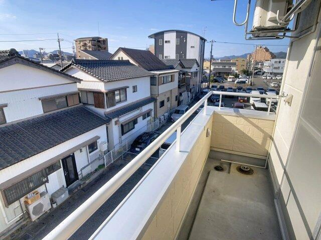 カミムラハイツのバルコニー|2025年12月撮影 