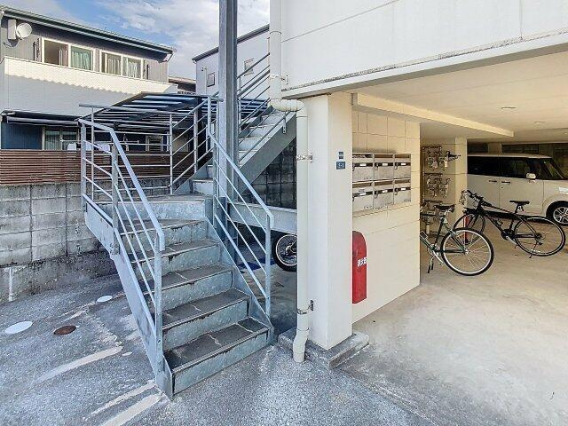 カミムラハイツのエントランス|2025年12月撮影 