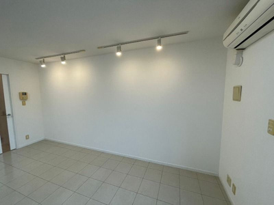 【洋室】 | ヴィータローザ横浜吉野町