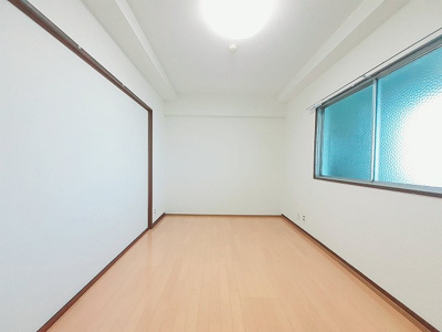 【居間・リビング】 | 互幸ビル