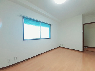 【居間・リビング】 | 互幸ビル