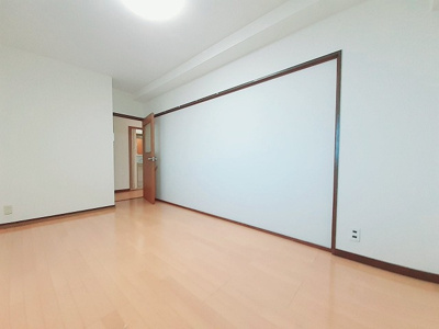 【居間・リビング】 | 互幸ビル