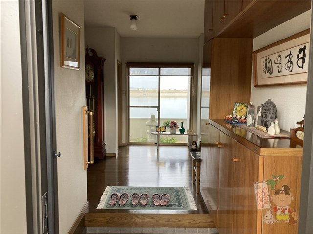 高松市香川町浅野の中古一戸建の内装