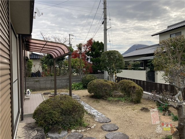 高松市香川町浅野の中古一戸建の庭
