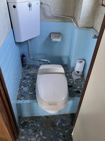 ６５９６２　岐阜市柳津町梅松中古倉庫のトイレ