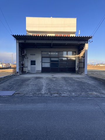 ６５９６２　岐阜市柳津町梅松中古倉庫の外観