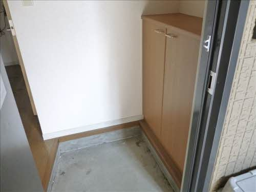 サンベルデＭの玄関