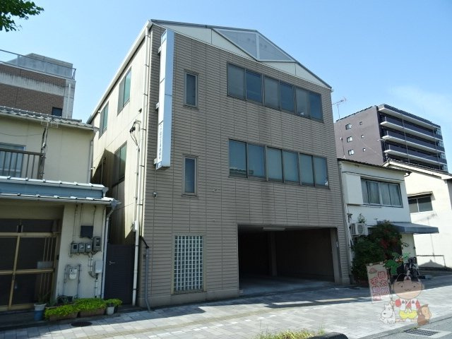 志水ビルの外観