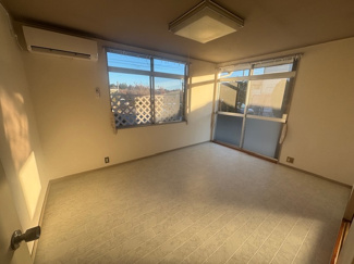 【洋室】 | 小美玉市羽鳥字五万堀　中古戸建 | １F東側　6帖