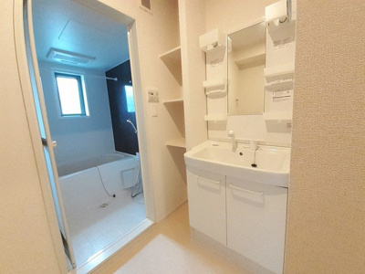 【洗面所】 | サンガーデンⅡ | 使いやすい洗面所です