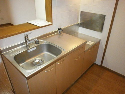 【キッチン】 | サン・ロードⅣ | 使いやすいキッチンです