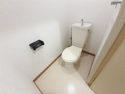 【トイレ】 | アメニティー白浜Ｂ | 落ち着いた色調のトイレです