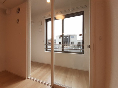 【バルコニー】 | ソレアード東山Ⅰ | バルコニー付きです