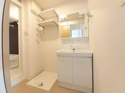 【洗面所】 | ソレアード東山Ⅰ | 使いやすい洗面所です