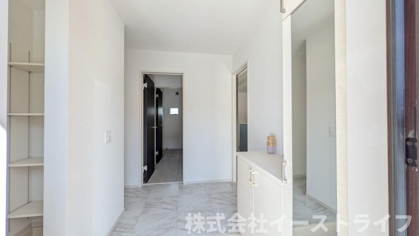 【新築戸建】　いわき市平中神谷1期　全4棟　平屋タイプのその他|明るい玄関ホールです