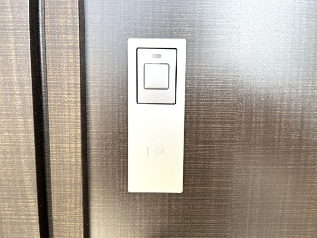 【玄関】 | 西岐波小学校に通える新築戸建　宇部市床波４丁目　第３－１号棟　クレイドルガーデン　アーネストワン | 玄関キーはカザスタイプ