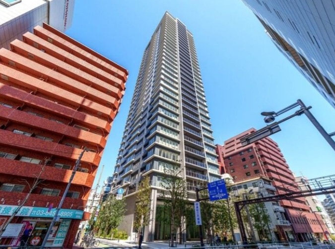 クラッシィタワー新宿御苑の外観