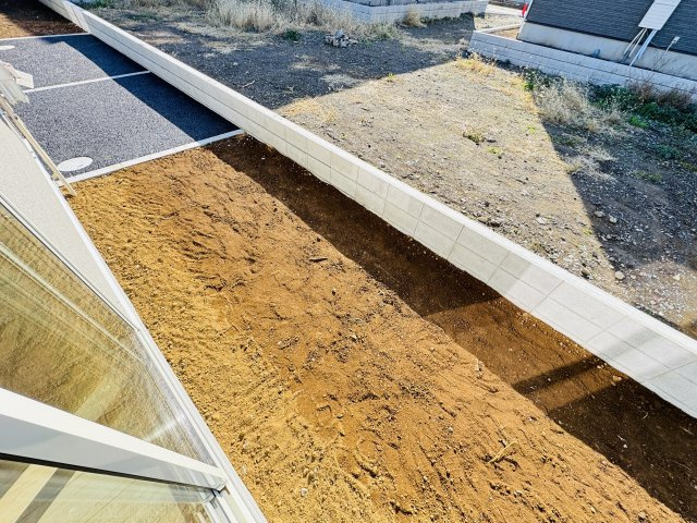 松戸市西馬橋５丁目新築戸建【旭町小学校：7分】の庭|南側庭スペース