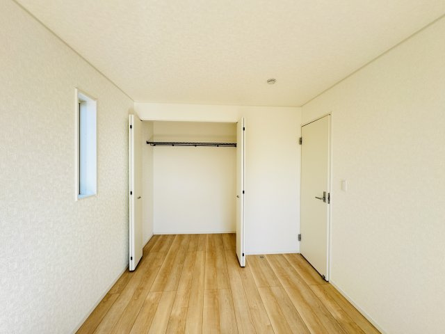 松戸市西馬橋５丁目新築戸建【旭町小学校：7分】の収納|7.5帖寝室収納