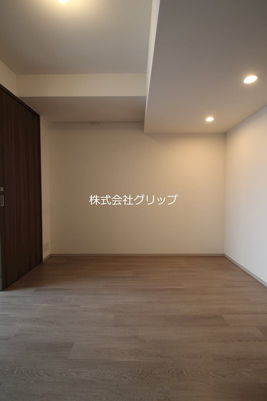 ドゥーエ横濱鶴見の居間・リビング