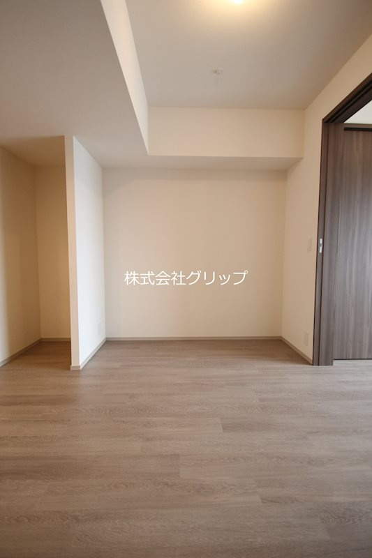 ドゥーエ横濱鶴見の居間・リビング