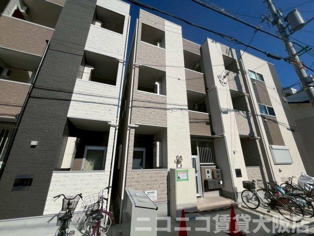 グランデュール新森の外観