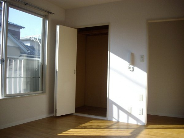 スプリングハイツの洋室