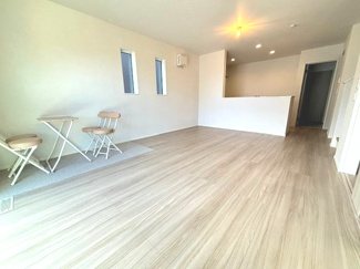 【居間・リビング】 | 廿日市市阿品4（阿品駅）全2区画　NO1 | 南向きリビング16帖